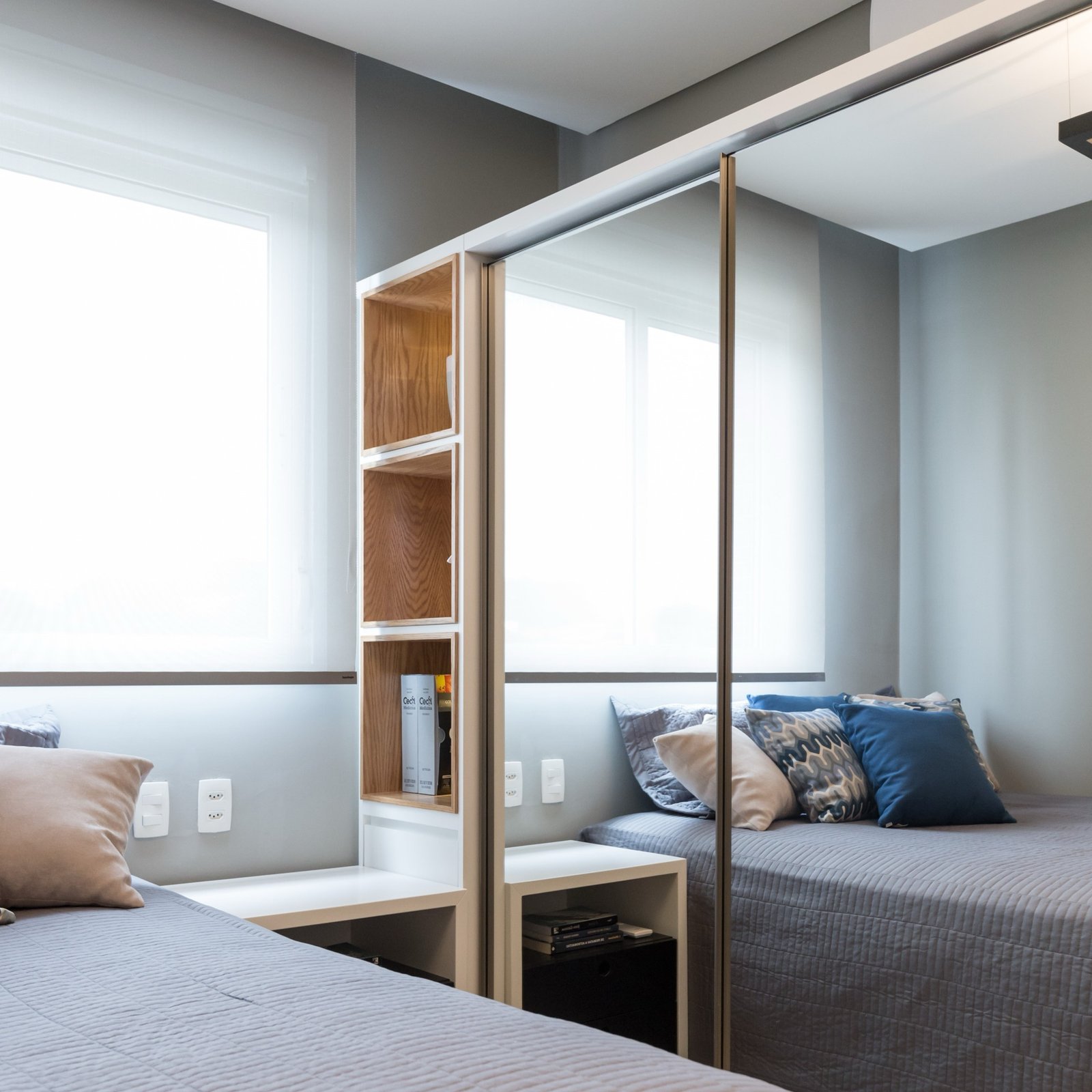 Aluminum & Glass Doors